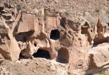 Azak Kalesi Kuşatması Şiddetli Çatışmalar ve Müslüman Gazilerin Direnişi