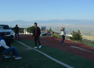 Zorlu Yolculuk ve Hayatta Kalma Mücadelesi